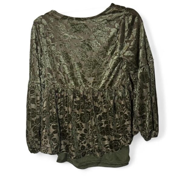 Cato Women’s Winter Daydream Velvet Burnout Top Grape Leaf XS NWT - Picture 5 of 5